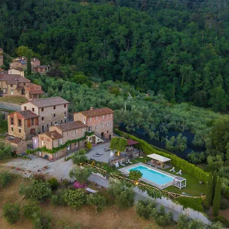 فيلة Tuscan Fizz, A Traditional Stone With Pool *