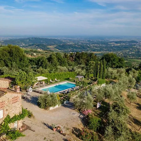 فيلة Tuscan Fizz, A Traditional Stone With Pool Piaggiori