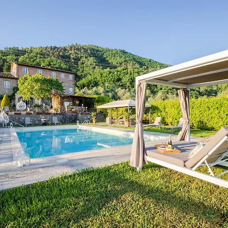 Tuscan Fizz, A Traditional Stone With Pool فيلة *