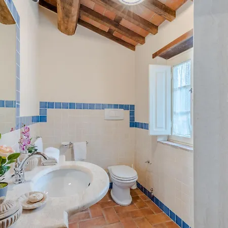 Tuscan Fizz, A Traditional Stone With Pool